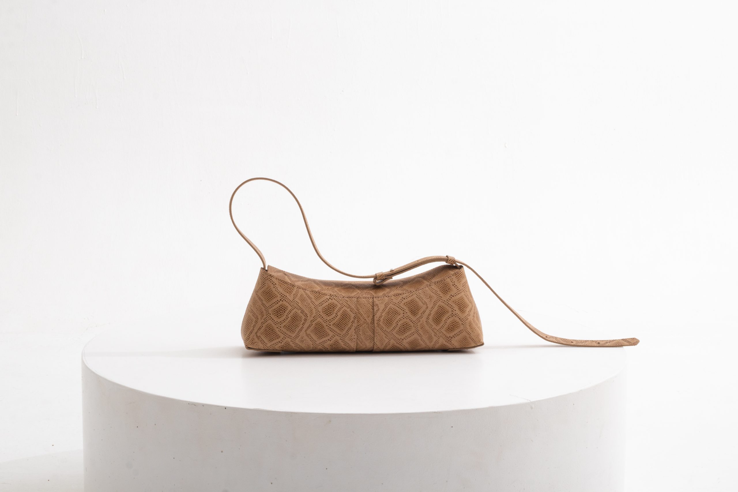 YUME, Svitlana ZUBKO collection,a dream embodied in leather.